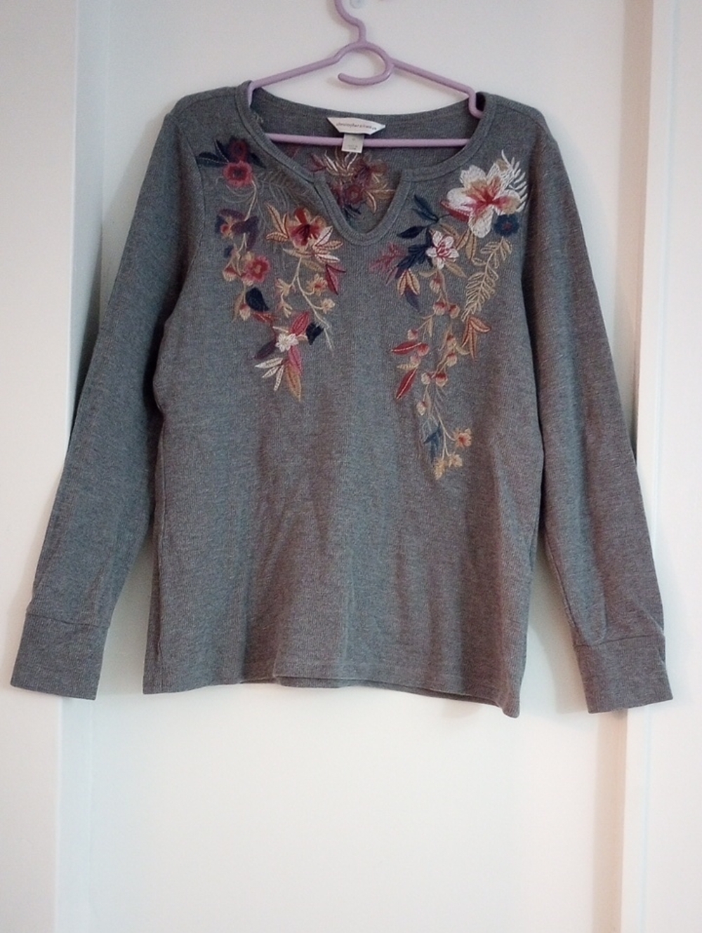 Christopher & Banks Cotton Blend Embroidered Gray Sweatshirt Size Medium